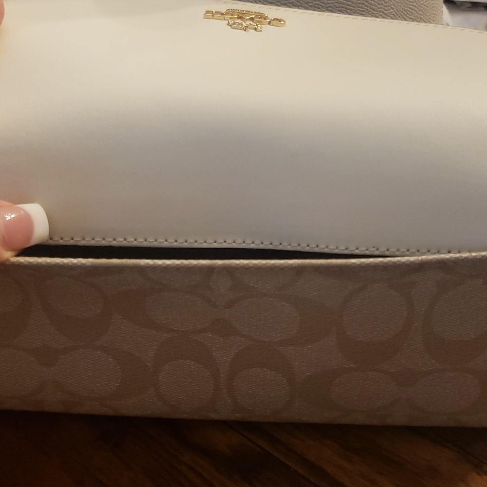 Brand new coach wallet - Picture 6 of 7